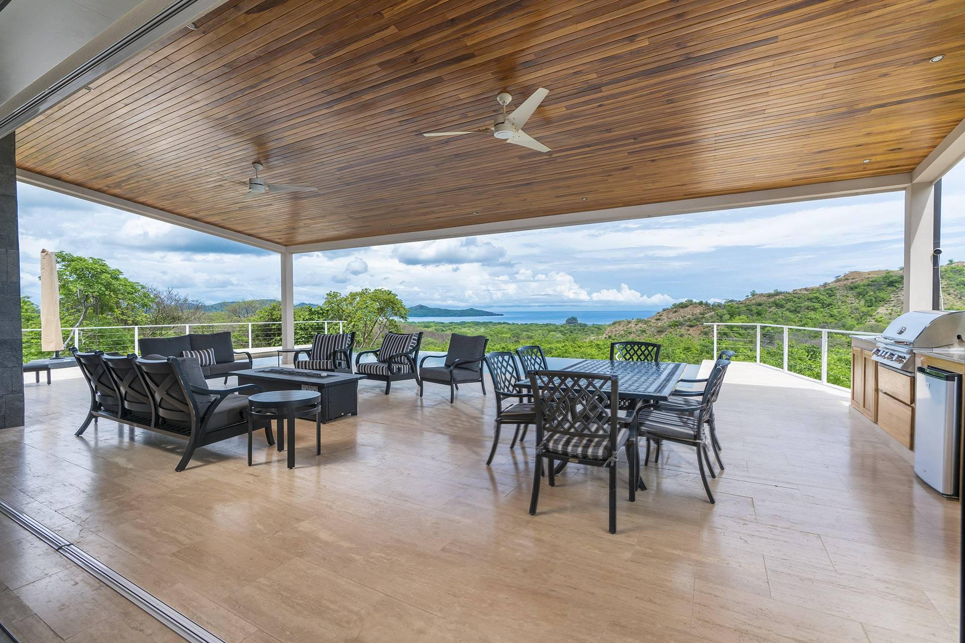 Casa Paraiso at Mar Vista Flamingo! – Costa Rica Properties for Sale