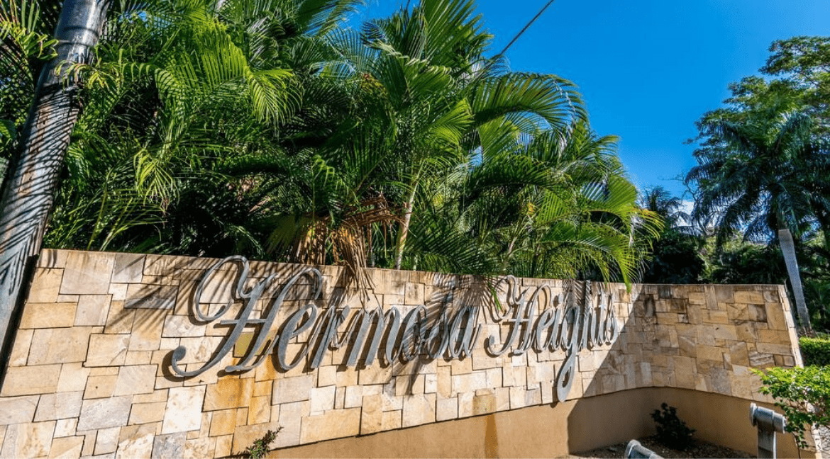 Hermosa Heights Gated Community (Playa Hermosa)