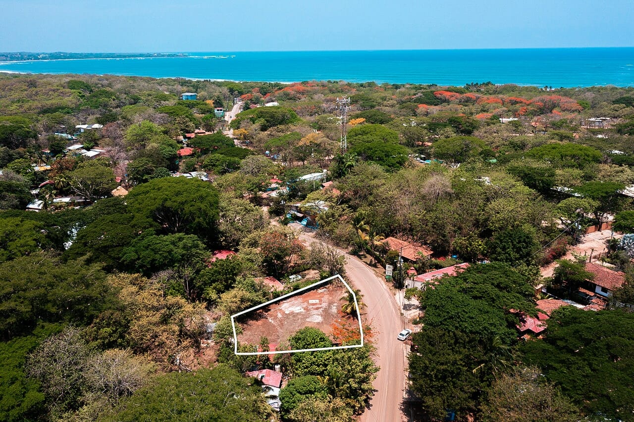 Lot in Downtown Playa Grande, Walk to Beach & Ready to Build!